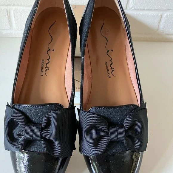 Timeless Nina Black Patent and Wool Bow Loafers size 8 - Picture 3 of 6